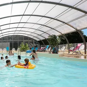 4* Camping Le Vallon Aux Merlettes